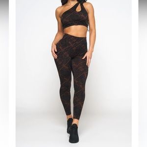 Instinct LiCi Fit Leggings and Sports Bra